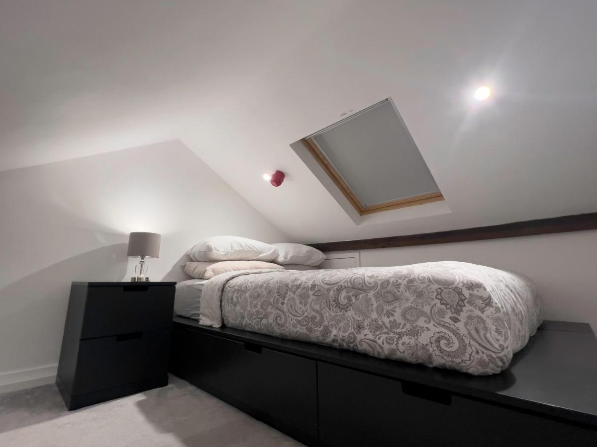The Dragon Pad Boutique Apartment Ройал-Танбридж-Уэльс Экстерьер фото