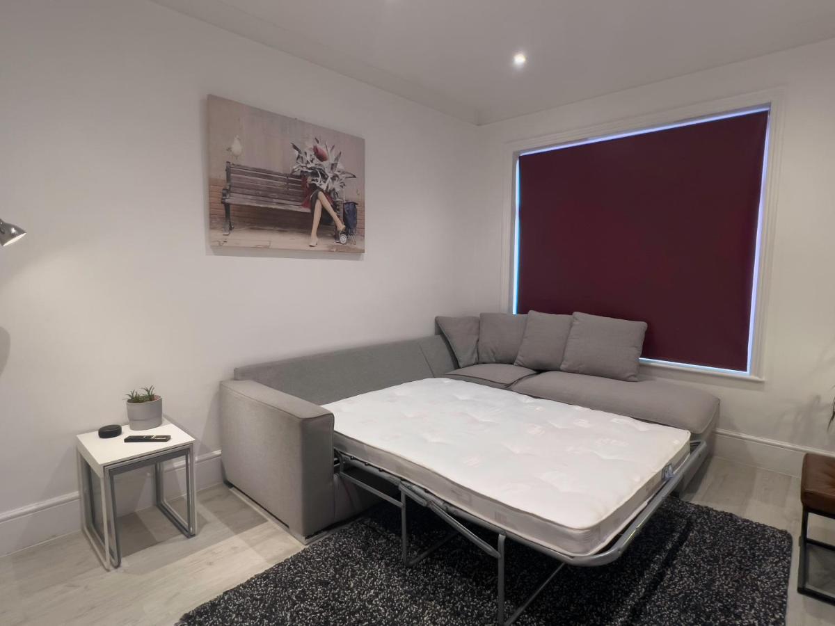 The Dragon Pad Boutique Apartment Ройал-Танбридж-Уэльс Экстерьер фото